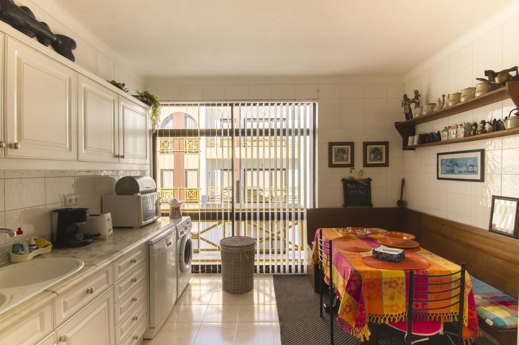 Apartmento Praia Da Dona Ana Lagos Zimmer foto